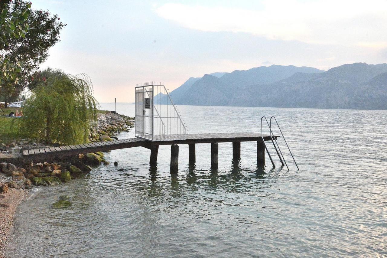Apartment Windows On The Lake Malcesine Exterior foto